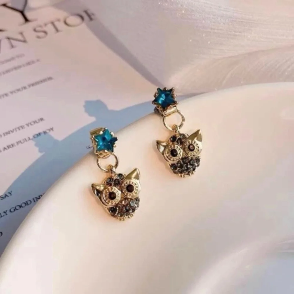 Women's Purple Rhinestone Owl Dangle Drop Earrings